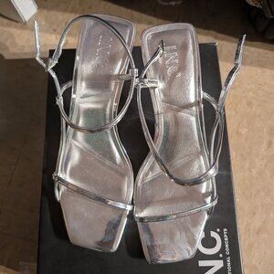 INC International Concepts Silver Sandals Sz 9